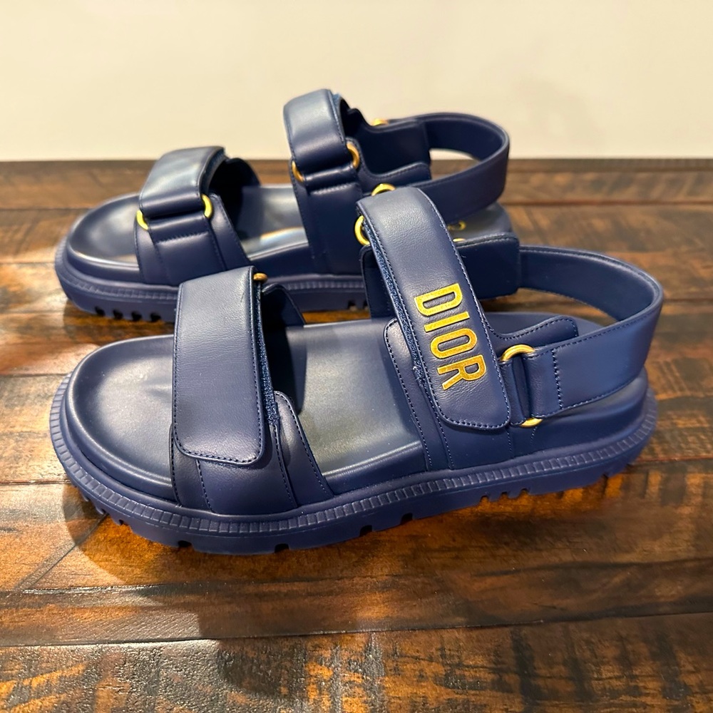 Dioract Sandal size 7 blue